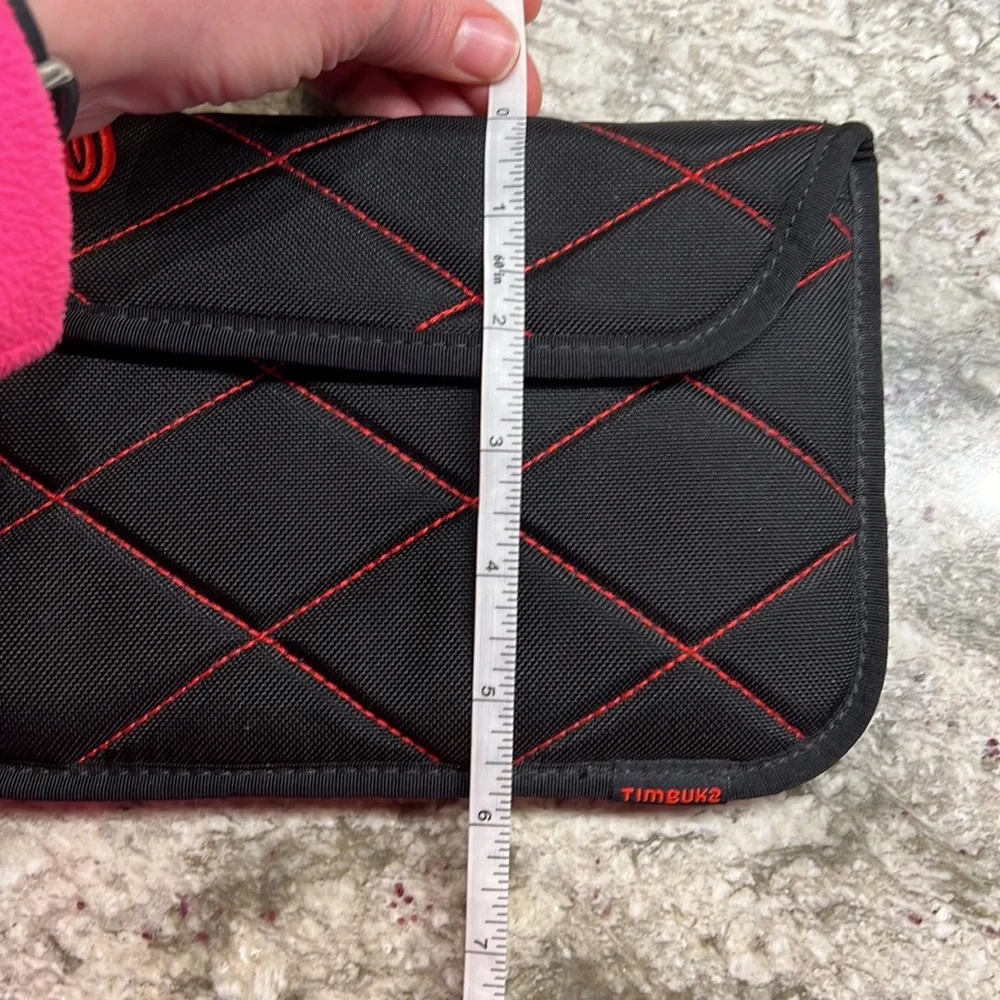 Timbuk2 Padded Tablet/E-reader Case Project Red Edition - Picture 8 of 8